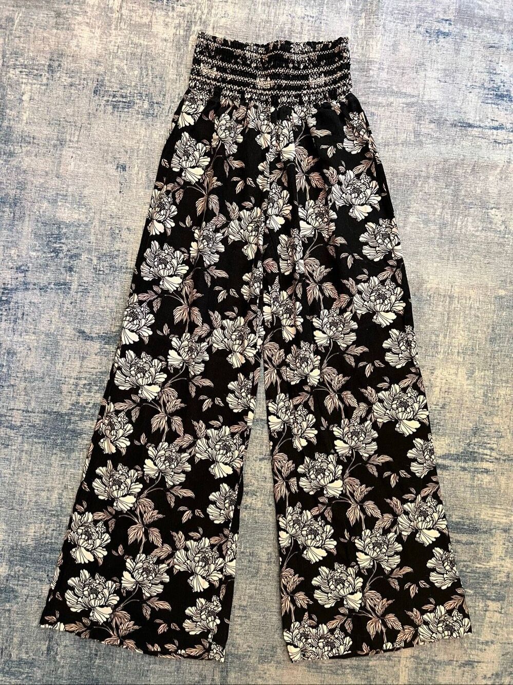 Da Hui Hawaii Black Cream Tan Wide Leg Smocked Waistband Linen Palazzo Pants S